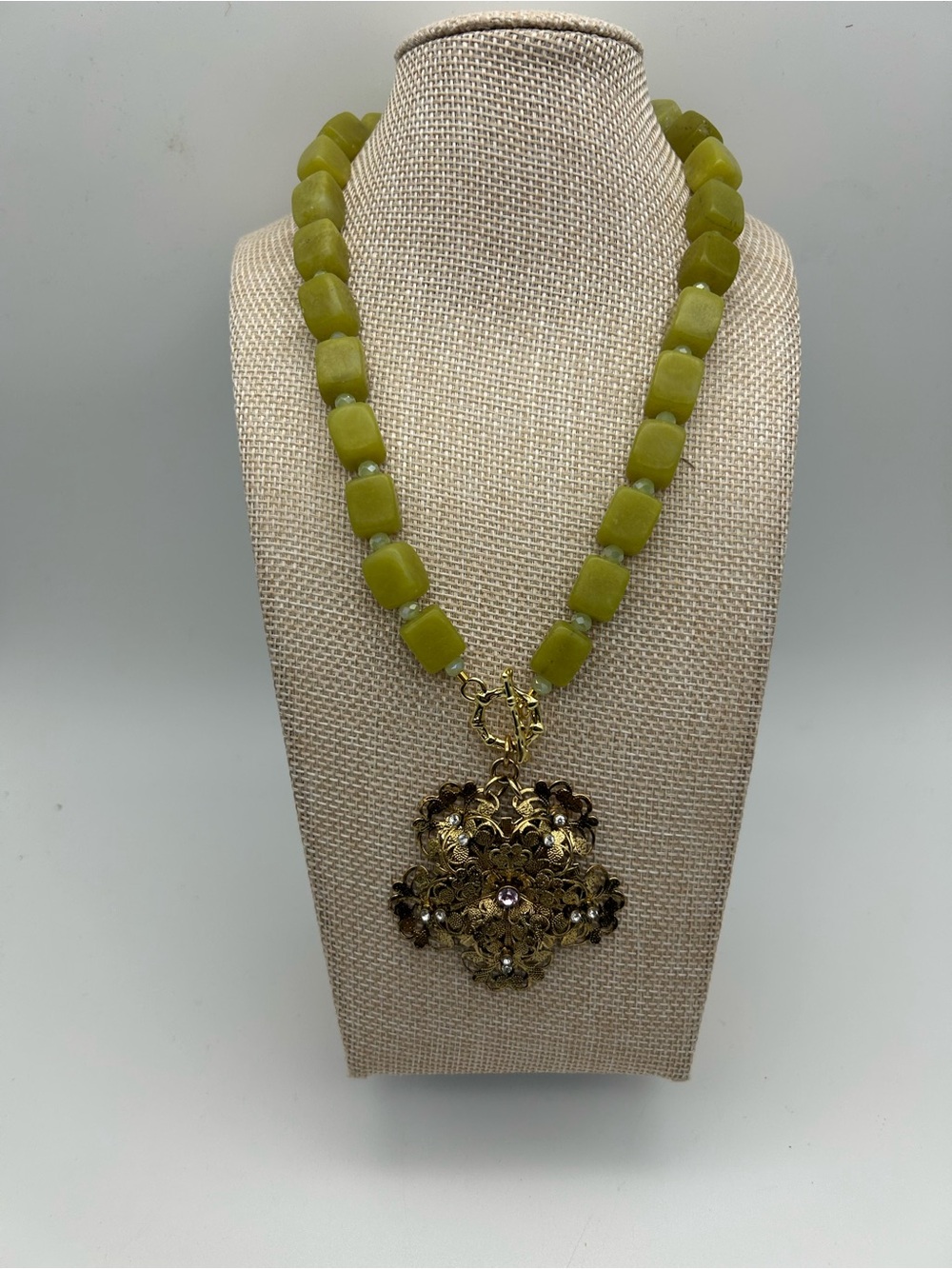 Ornate Gold Filigree Pendant Necklace with Jade Gemstones
